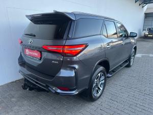 Toyota Fortuner 2.4GD-6 4x4 - Image 3
