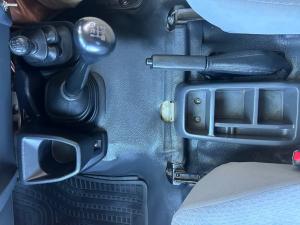 Toyota Land Cruiser 79 4.5D-4D V8 single cab LX - Image 11