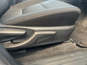 Toyota Hilux 2.8GD-6 double cab Raider auto - Image 18