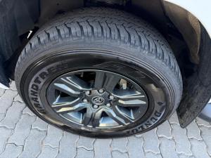 Toyota Hilux 2.8GD-6 double cab Raider auto - Image 19