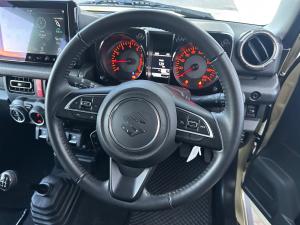 Suzuki Jimny 1.5 GLX AllGrip 5-door manual - Image 8