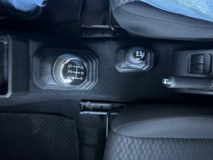 Suzuki Jimny 1.5 GLX AllGrip 5-door manual - Image 12