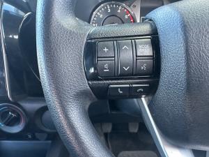 Toyota Hilux 2.4GD-6 Xtra cab Raider manual - Image 10