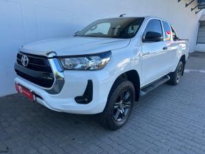 Toyota Hilux 2.4GD-6 Xtra cab Raider manual - Image 17