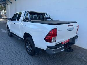Toyota Hilux 2.4GD-6 Xtra cab Raider manual - Image 18