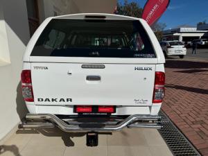 Toyota Hilux 3.0D-4D double cab Raider Dakar edition - Image 5