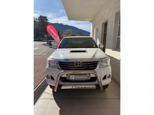 Toyota Hilux 3.0D-4D double cab Raider Dakar edition - Image 4