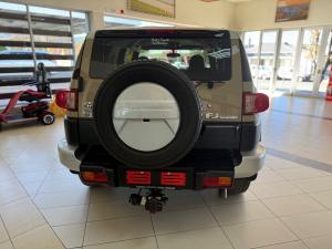 Toyota FJ Cruiser FJ Cruiser - Image 5