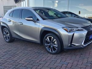 Lexus UX 250h EX - Image 2