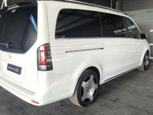 Mercedes-Benz V-Class V300d Exclusive - Image 10