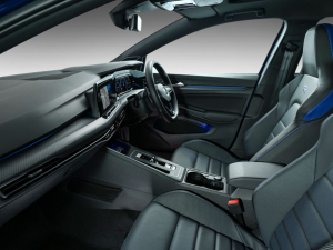 Volkswagen Golf R - Image 27