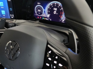 Volkswagen Golf R - Image 8