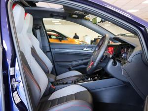 Volkswagen Golf GTI - Image 17