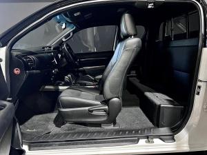 Toyota Hilux 2.8GD-6 Xtra cab Legend 50 auto - Image 17