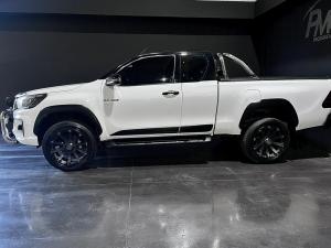 Toyota Hilux 2.8GD-6 Xtra cab Legend 50 auto - Image 3