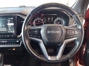 Isuzu D-Max 3.0TD double cab V-Cross - Image 11