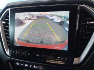 Isuzu D-Max 3.0TD double cab V-Cross - Image 13