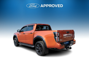 Isuzu D-Max 3.0TD double cab V-Cross - Image 16