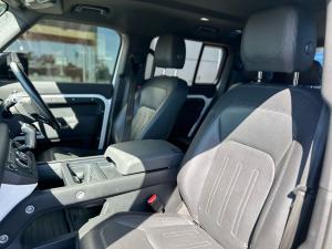 Land Rover Defender 110 D300 X-Dynamic SE - Image 9
