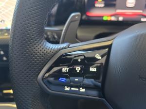 Volkswagen Golf R - Image 14