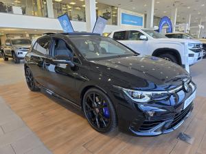 Volkswagen Golf R - Image 1
