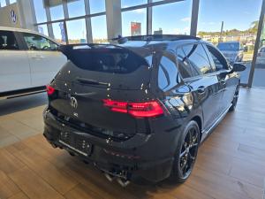 Volkswagen Golf R - Image 3