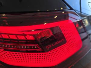 Volkswagen Golf R - Image 8