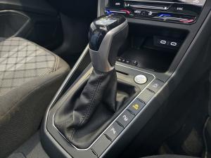 Volkswagen Taigo 1.0TSI R-Line - Image 21