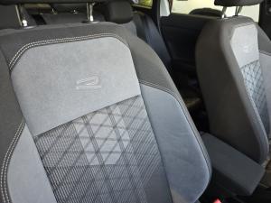 Volkswagen Taigo 1.0TSI R-Line - Image 25