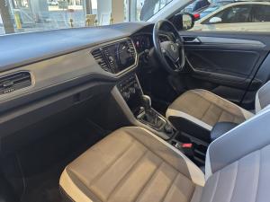 Volkswagen T-Roc 2.0TSI 140kW 4Motion Design - Image 15
