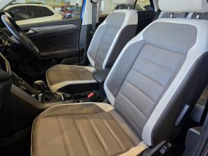 Volkswagen T-Roc 2.0TSI 140kW 4Motion Design - Image 7