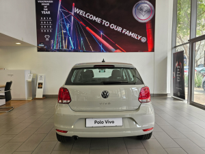 Volkswagen Polo Vivo hatch 1.4 Life - Image 10