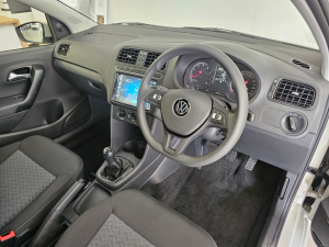 Volkswagen Polo Vivo hatch 1.4 Life - Image 4