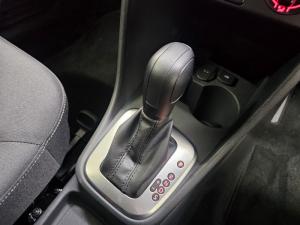 Volkswagen Polo Vivo hatch 1.6 Life - Image 6
