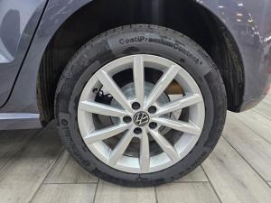 Volkswagen Polo Vivo hatch 1.6 Style - Image 3