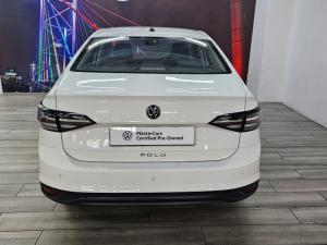 Volkswagen Polo sedan 1.6 manual - Image 11