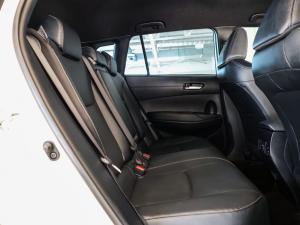 Toyota Corolla Cross 1.8 XS - Image 15