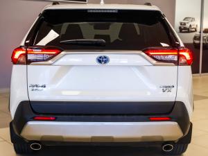 Toyota RAV4 2.5 Hybrid VX E-Four - Image 17