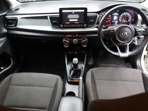 Kia Rio hatch 1.4 LX - Image 8