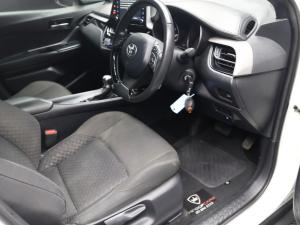 Toyota C-HR 1.2T Plus auto - Image 9