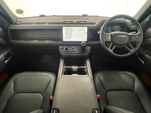 Land Rover Defender 110 D350 X-Dynamic HSE - Image 22