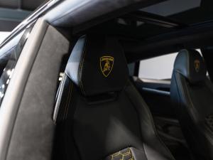 Lamborghini Urus Urus - Image 13