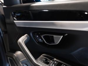 Lamborghini Urus Urus - Image 22
