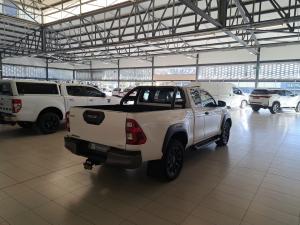 Toyota Hilux 2.8GD-6 Xtra cab Legend auto - Image 2