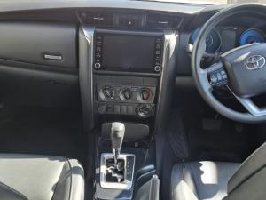 Toyota Fortuner 2.4GD-6 4x4 - Image 6