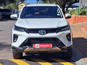 Toyota Fortuner 2.4GD-6 4x4 - Image 4