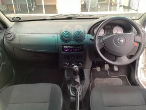 Nissan NP200 1.6i safety pack (aircon) - Image 6