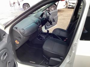 Nissan NP200 1.6i safety pack (aircon) - Image 7