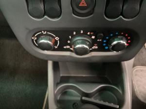 Nissan NP200 1.6i safety pack (aircon) - Image 13