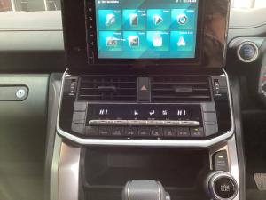 Toyota Land Cruiser Prado 2.8GD VX-L - Image 15